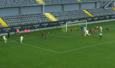 ВІДЕО. Єгор Назарина у спарингу Шахтаря забив чудовий гол зі штрафного