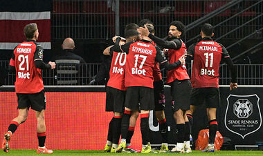 Ренн шокировал ПСЖ, отгрузив три мяча Сафонову. Забарный сыграл весь матч