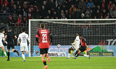 ВІДЕО. Без шансів для Сафонова. Ренн шокував ПСЖ неймовірним голом