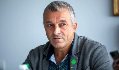 «Мільйони знають, як краще». Ще один депутат підтримав Реброва