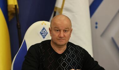 Ігор Костюк представив футболістам Динамо нову людину в клубі