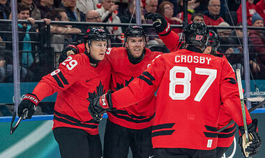 Сборная Канады разгромила Швейцарию и вышла в четвертьфинал