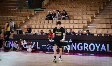Кличко набрал первое очко в чемпионате Франции, а Монако победил Дижон