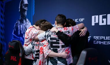 Inner Circle – FaZe. PGL Bucharest 2026. Смотреть онлайн. LIVE трансляция