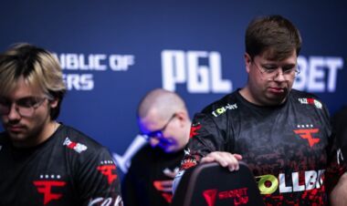 Конец эпохи. FaZe выбыли с PGL Bucharest в первый же день участия