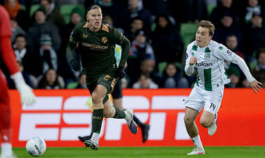 Степанов сел – начался камбэк. Утрехт без украинца вырвал победу