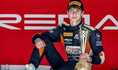 Хаотичний вікенд у Катарі. Як українець вперше став чемпіоном Формули-4