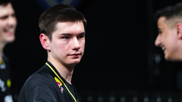 NAVI – MOUZ. PGL Cluj-Napoca. Групповой этап. Смотреть онлайн. LIVE