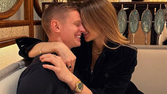 ФОТО. Зинченко получил особое поздравление от жены 14 февраля