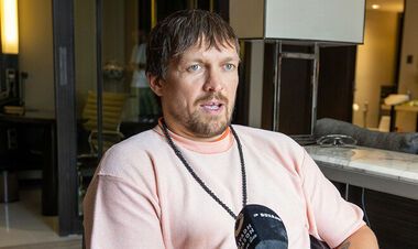 Усик заявил, что для него есть вещи важнее бокса