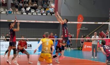 Клуб українця розбив суперника вдома та опинився за крок від фіналу