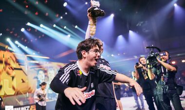 FUT с двумя украинцами вышла в полуфинал Esports World Cup 2026 по CS2