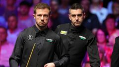 Селби всухую разгромил Лисовски и вышел в 1/2 финала British Open