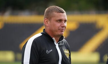 Тренера, который должен возглавить сборную Украины, проверяют из-за днр