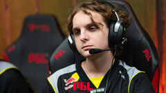 NAVI – Hokori. Прогноз и анонс на матч Wallachia Season 9 по Dota 2