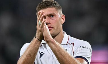 Новий тренер Болоньї ухвалив важливе рішення для Довбика