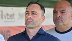 Тренер Карпат: «Это не красная. Бригада VAR допустила ошибку»