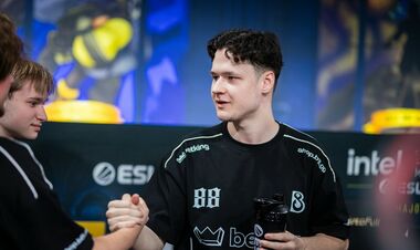 B8 – Luminosity. Logitech G Play Connect. 1/2 фіналу. Дивитись онлайн. LIVE