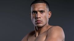 Один из лучших боксеров мира вынужден отказаться от титула чемпиона