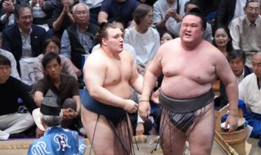 Аонишики одержал шестую победу подряд. Как прошел 12 день Aki basho