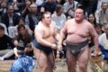 Аонішікі здобув шосту перемогу поспіль. Як минув 12 день Aki basho