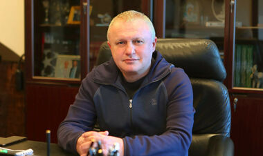 СУРКИС: «Это деньги на ветер. После первого прилета он уедет из Украины»