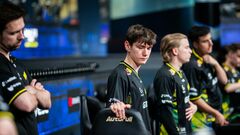 NAVI опустились на самое низкое 21-е место в истории: падение продолжается