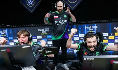 Экс-партнеры s1mple выиграли трофей и обогнали его в рейтинге VRS