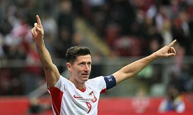 Польща перемогла 6:0, Левандовськи оформив хет-трик і побив рекорд Роналду