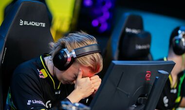 Останній шанс на плей-оф: NAVI програли Falcons у 4-му раунді EPL S24
