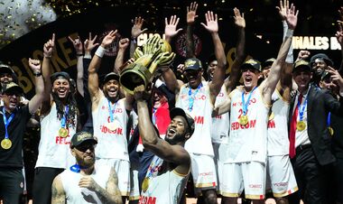 ОФІЦІЙНО. Чемпіон Франції оголосив про банкрутство