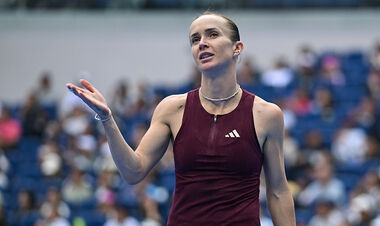 Свитолина проиграла Чжэн Циньвень в 1/4 финала турнира WTA 1000 в Пекине