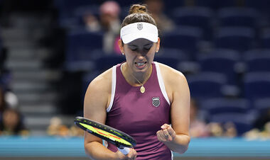 Свьонтек програла. Визначено обидві півфінальні пари WTA 1000 у Пекіні