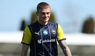 ОФІЦІЙНО. ФК Харків попрощався з півзахисником: він їде за кордон