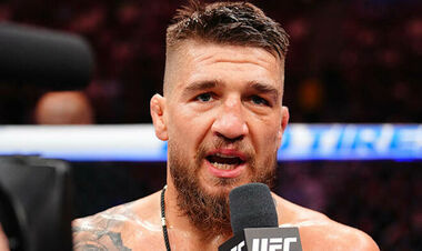 Источник назвал следующего соперника Амосова. Им станет экс-чемпион UFC