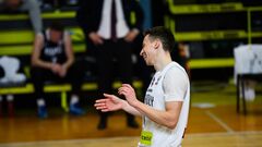 Соколи з дабл-даблами Романиці й Сушкіна розгромили Мавп