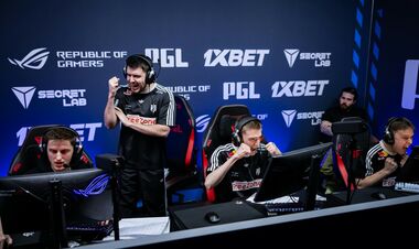 ФОТО. Гравці FUT отримали чемпіонські медалі PGL Bucharest через півроку