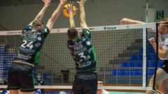 Суперліга. Новачок досі без поразок, а чемпіон відмовився грати