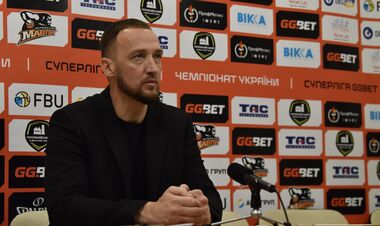 СПИРИДОНОВ: «Была такая интересная тренерская дуэль и много смен защиты»