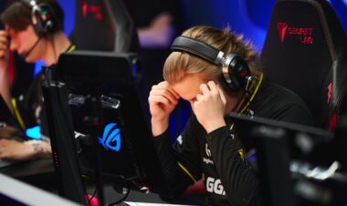 Втрачена перша спроба: NAVI програли росіянам матч за плей-оф