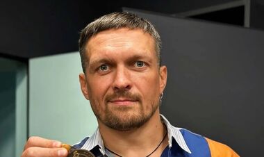 Усик назвал футболиста, который выиграет Золотой мяч вместо Мбаппе