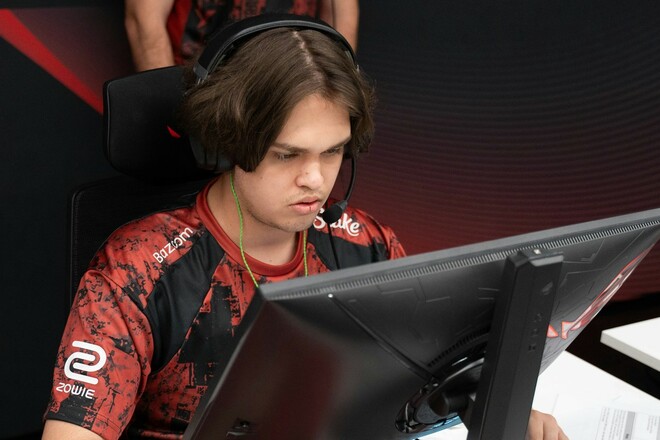 Погрожування втрати інвайт візьми Мейджор: Astralis провели заміну українця