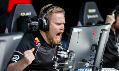 Новий IGL для s1mple: Magisk веде переговори з BC.Game