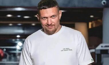Тренер назвав причину, через яку Усик відмовився від чемпіонських титулів