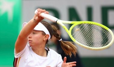 Подрез с победы стартовала на турнире WTT W50 в Португалии