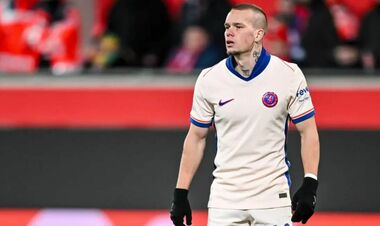 Мудрик устроил двойное свидание