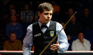 Антон Казаков разгромно проиграл на старте квалификации Shenzhen Open