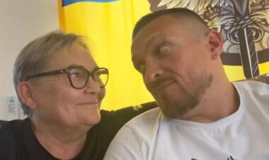 «Коли ти вже зупинишся?» Мама Усика благає сина завершити кар'єру