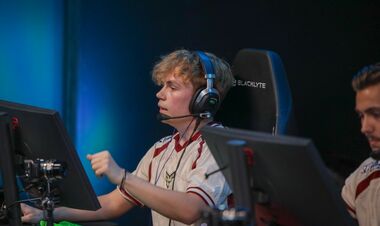 «Дома почти не тренировались»: HEROIC выиграли LAN-турнир без подготовки