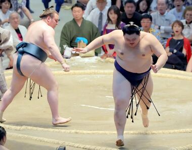 Аонишики впервые победил Оносато. Как прошел 9 день Nagoya basho